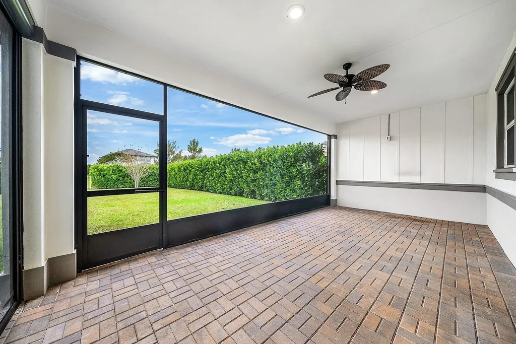 1261 Deer Haven Drive Loxahatchee FL 33470