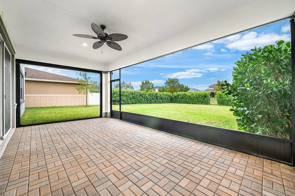 1261 Deer Haven Drive Loxahatchee FL 33470
