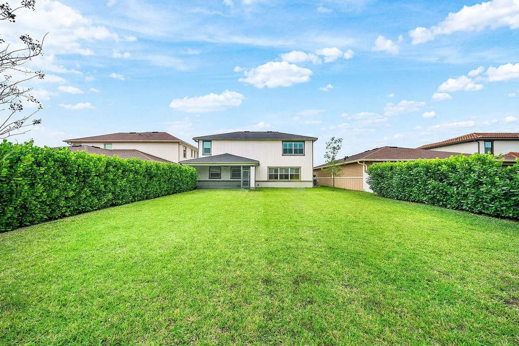 1261 Deer Haven Drive Loxahatchee FL 33470
