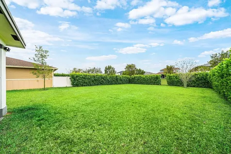 1261 Deer Haven Drive Loxahatchee FL 33470