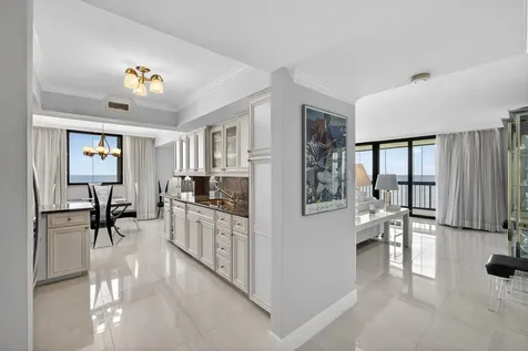5380 N Ocean Drive Singer Island FL 33404