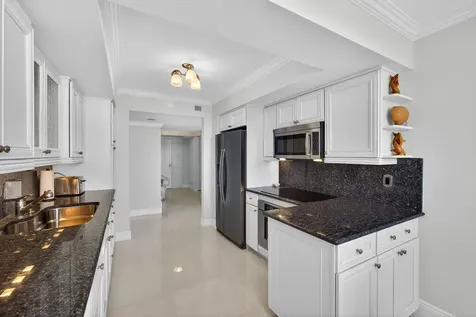 5380 N Ocean Drive Singer Island FL 33404