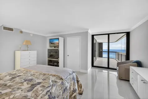 5380 N Ocean Drive Singer Island FL 33404