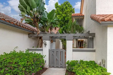 5529 Ilford Court Boca Raton FL 33486
