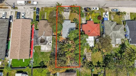 2438 Arthur Street Hollywood FL 33020