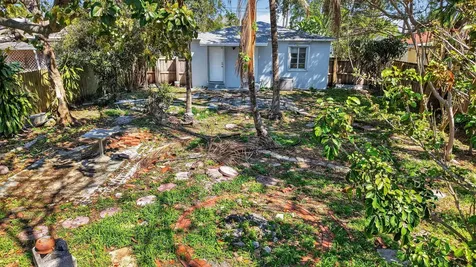 2438 Arthur Street Hollywood FL 33020