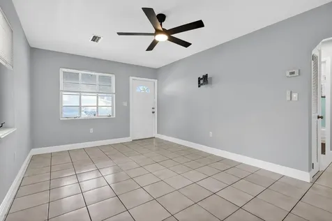 2438 Arthur Street Hollywood FL 33020
