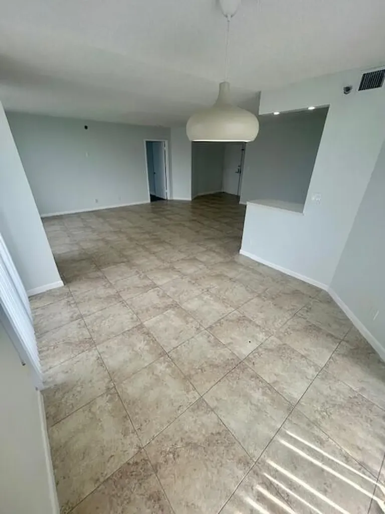 3300 NE 192 Street Aventura FL 33180