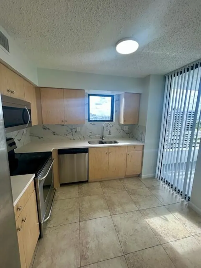 3300 NE 192 Street Aventura FL 33180