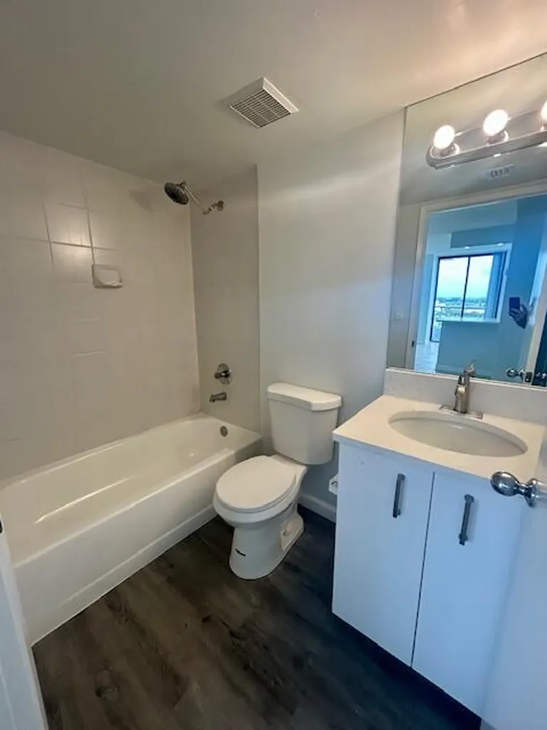 3300 NE 192 Street Aventura FL 33180