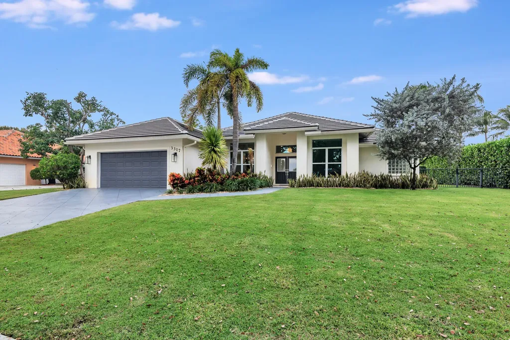 3317 Embassy Drive West Palm Beach FL 33401