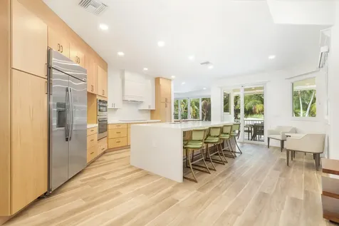 3317 Embassy Drive West Palm Beach FL 33401