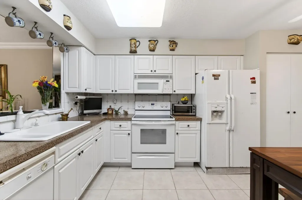 5952 Regal Glen Drive Boynton Beach FL 33437