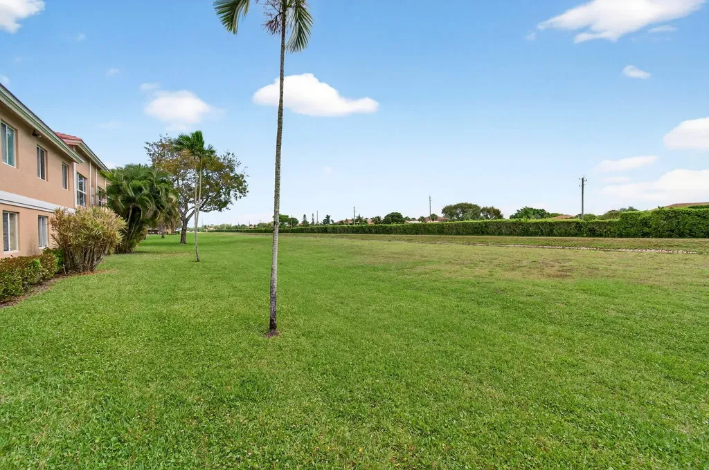5952 Regal Glen Drive Boynton Beach FL 33437