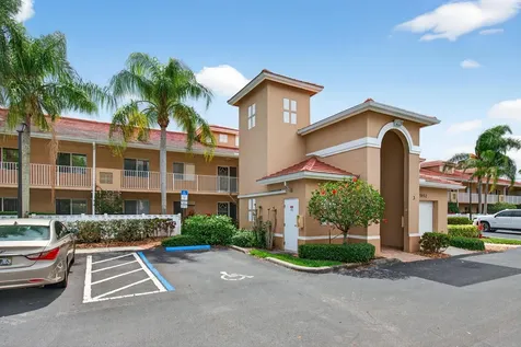 5952 Regal Glen Drive Boynton Beach FL 33437