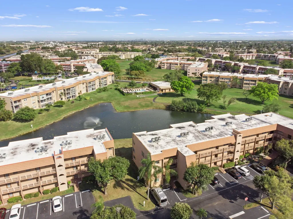 9861 Sunrise Lakes Boulevard Sunrise FL 33322