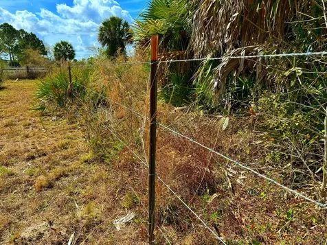 19785 NW 284th Street Okeechobee FL 34972