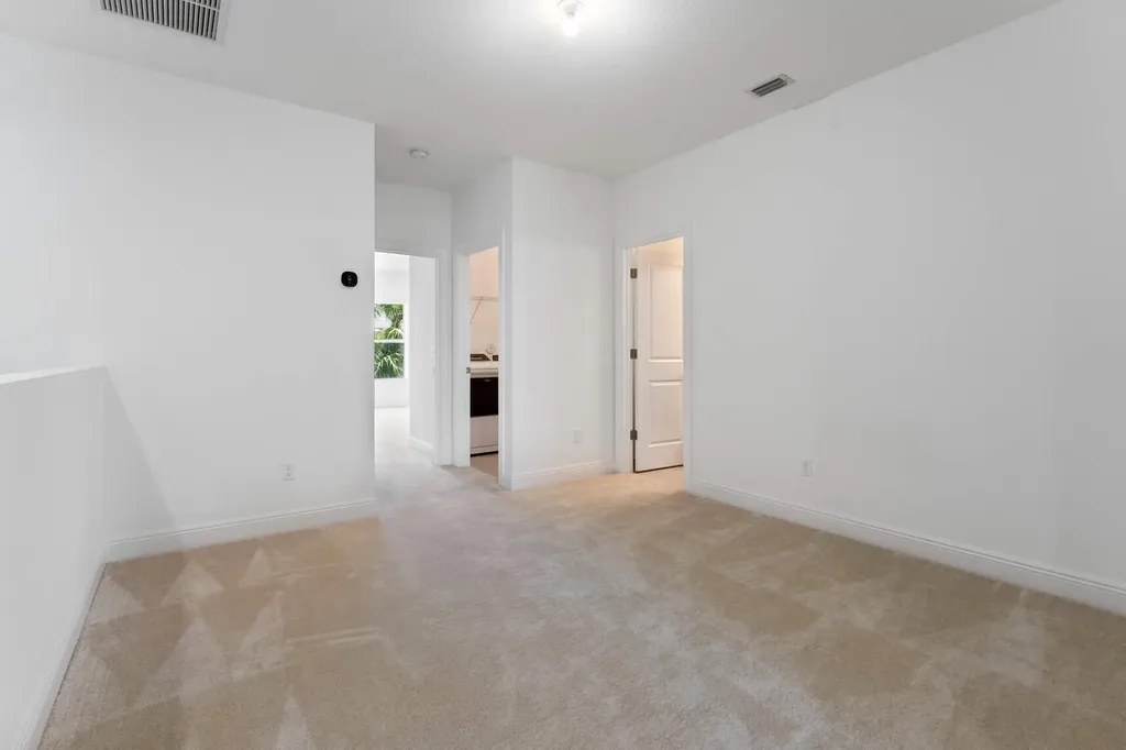 552 Sanderling Circle Deerfield Beach FL 33442