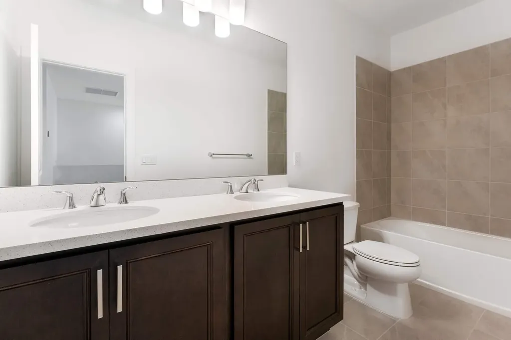 552 Sanderling Circle Deerfield Beach FL 33442