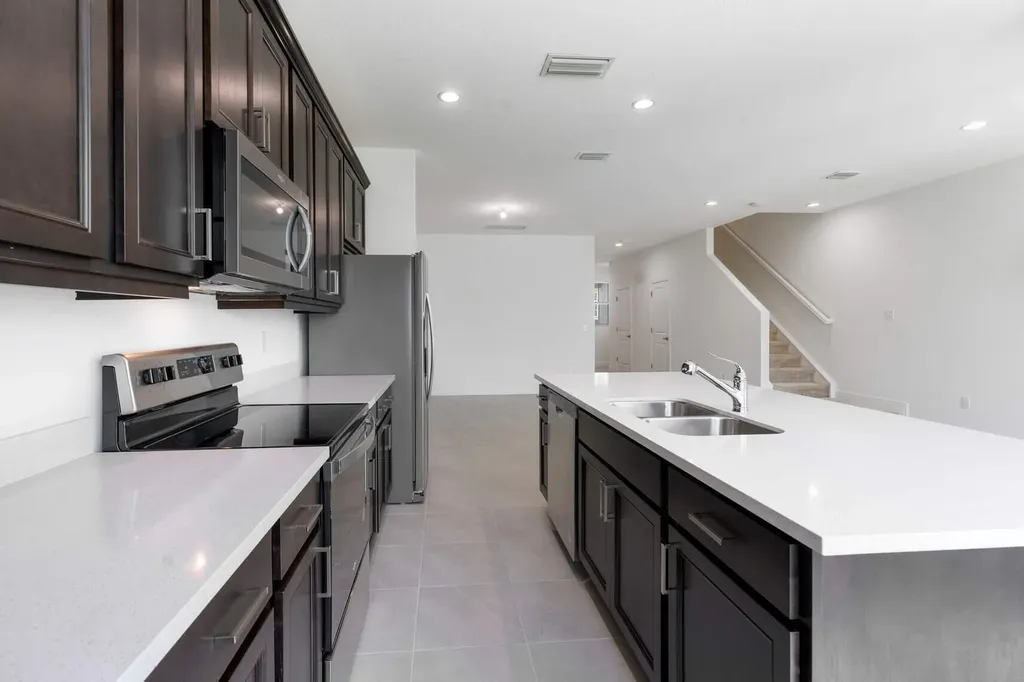 552 Sanderling Circle Deerfield Beach FL 33442