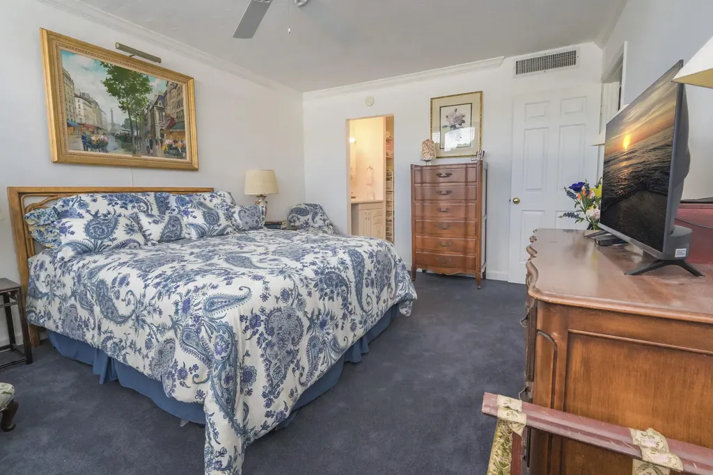 336 Golfview Road North Palm Beach FL 33408