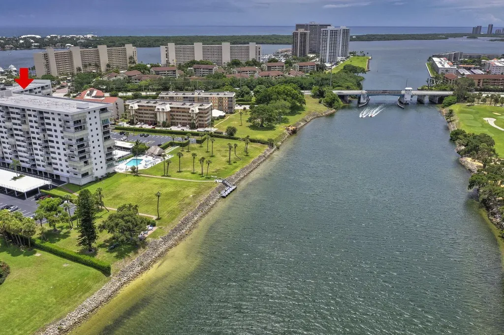 336 Golfview Road North Palm Beach FL 33408