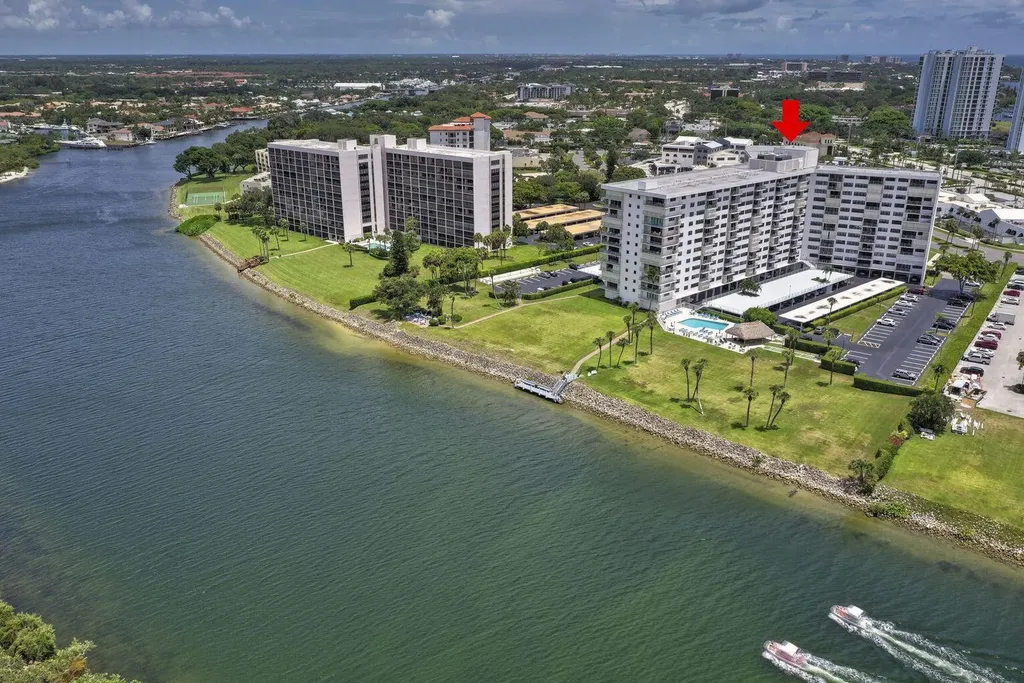 336 Golfview Road North Palm Beach FL 33408
