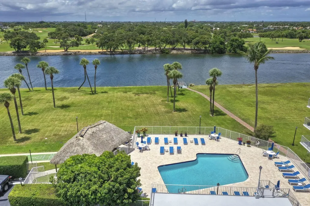336 Golfview Road North Palm Beach FL 33408