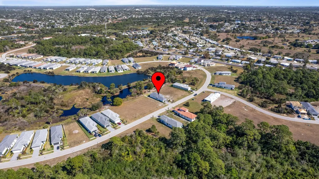 375 SE Via Sangro Port St Lucie FL 34952