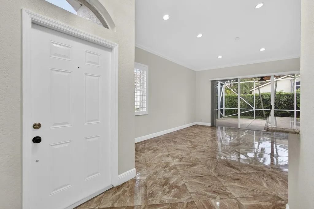 2675 Pyes Harbour West Palm Beach FL 33411