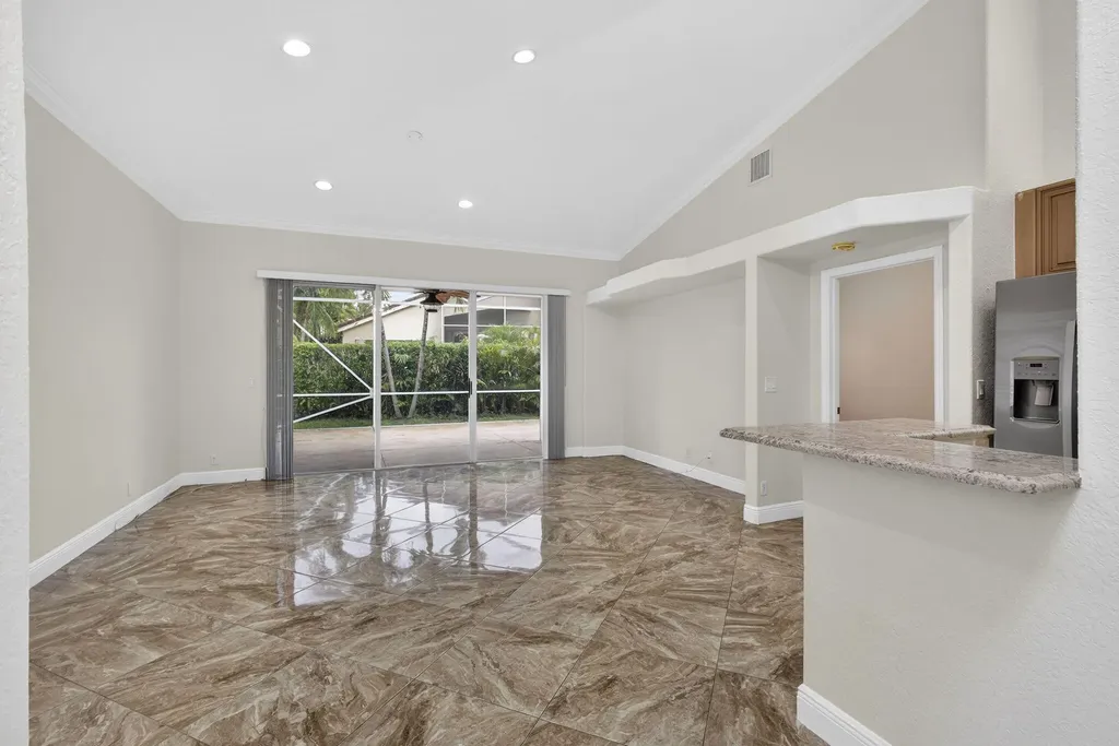 2675 Pyes Harbour West Palm Beach FL 33411