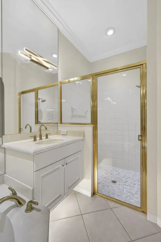 2675 Pyes Harbour West Palm Beach FL 33411