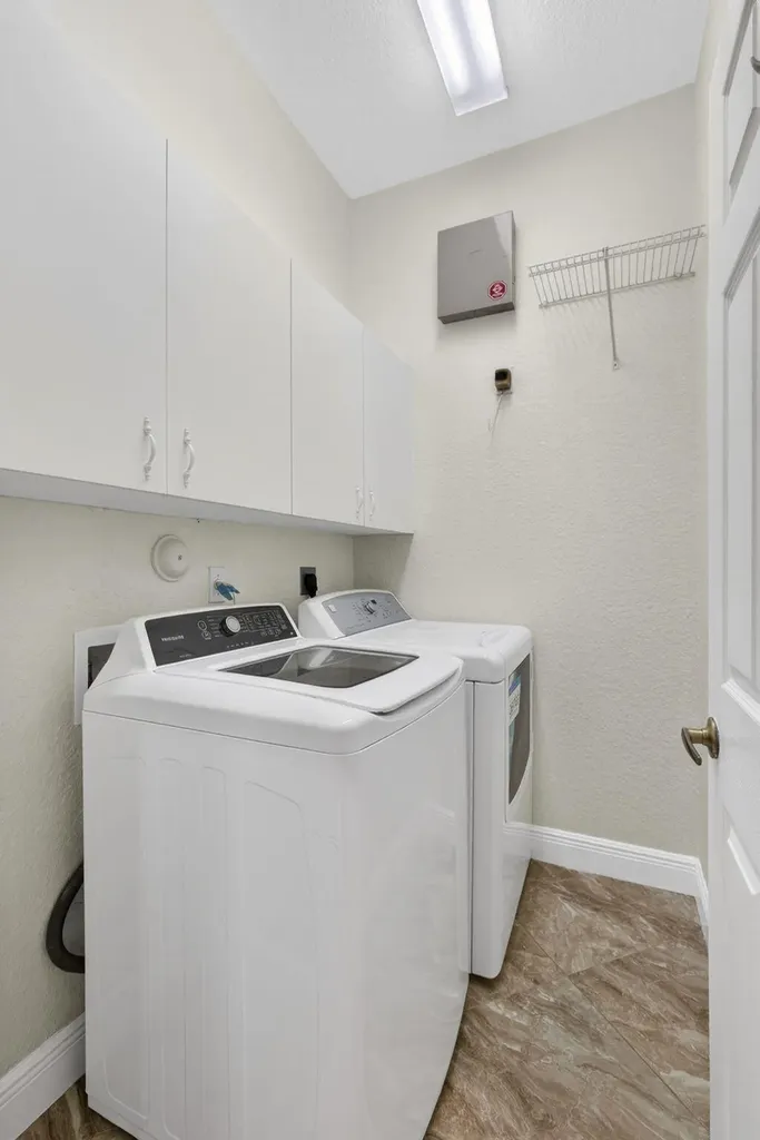 2675 Pyes Harbour West Palm Beach FL 33411