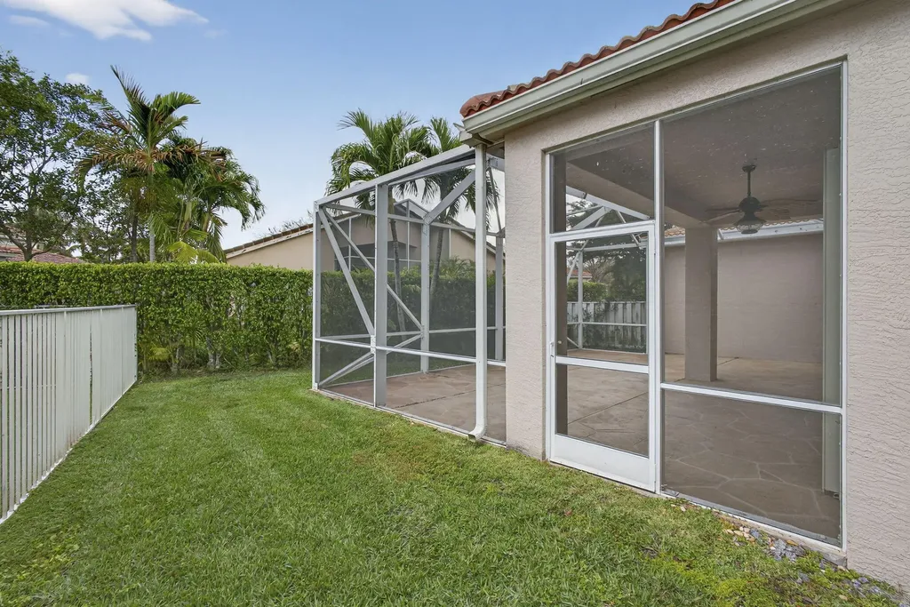 2675 Pyes Harbour West Palm Beach FL 33411