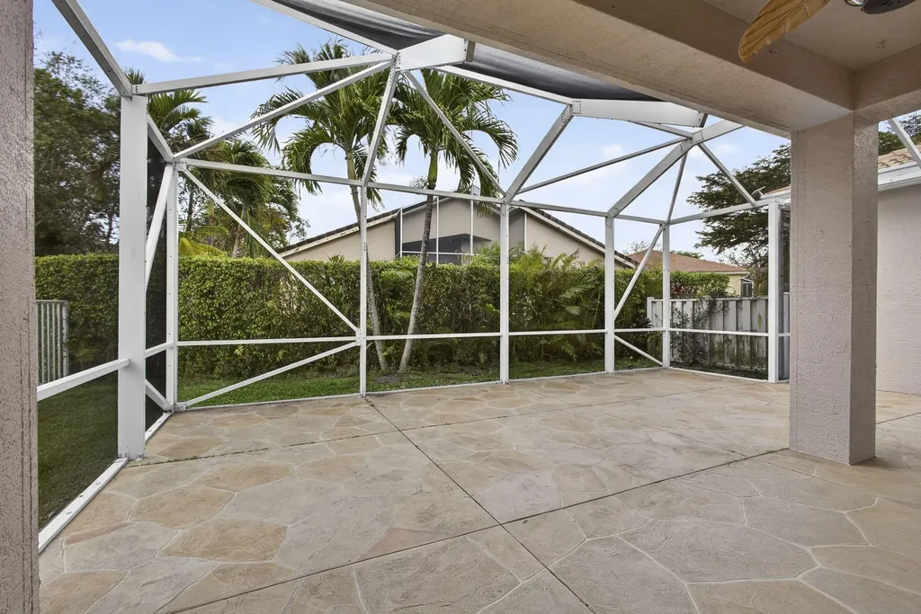 2675 Pyes Harbour West Palm Beach FL 33411