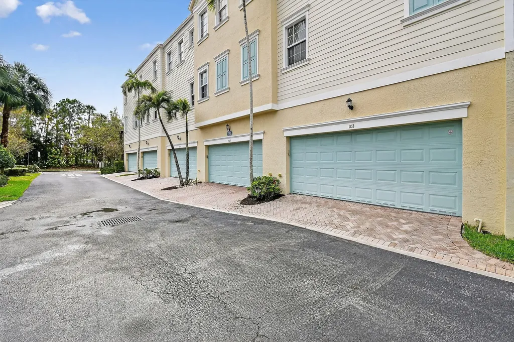 355 E Thatch Palm Circle Jupiter FL 33458