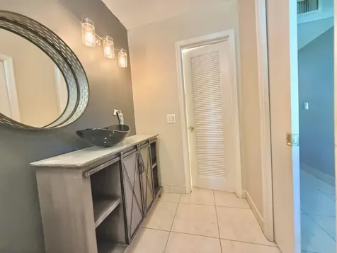 220 Country Lane Boynton Beach FL 33435