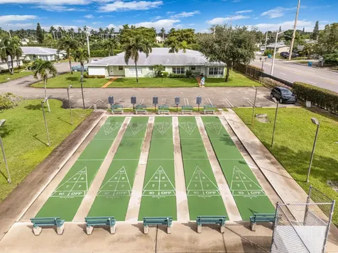 220 Country Lane Boynton Beach FL 33435