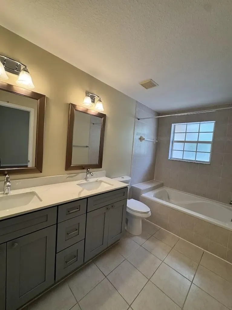 4030 NW 90th Way Sunrise FL 33351