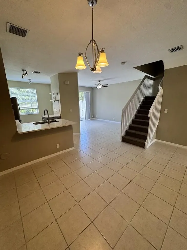 4030 NW 90th Way Sunrise FL 33351