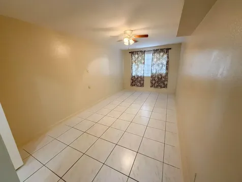 2250 NW 27th Street Oakland Park FL 33311