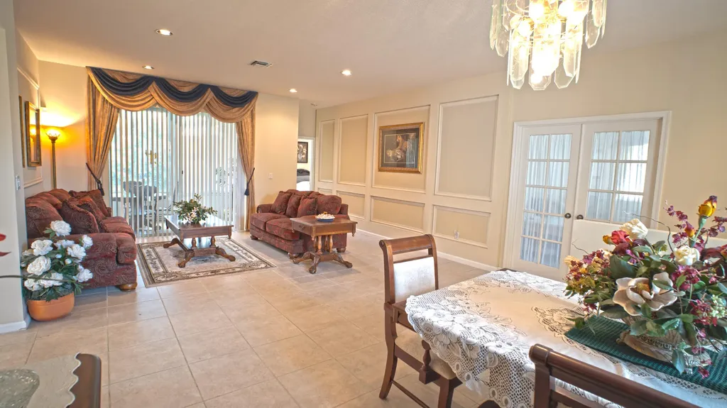 3976 Summer Chase Court Lake Worth FL 33467