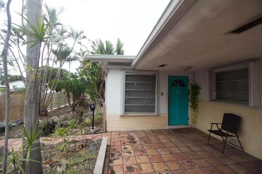 909 NE 12th Avenue Pompano Beach FL 33060