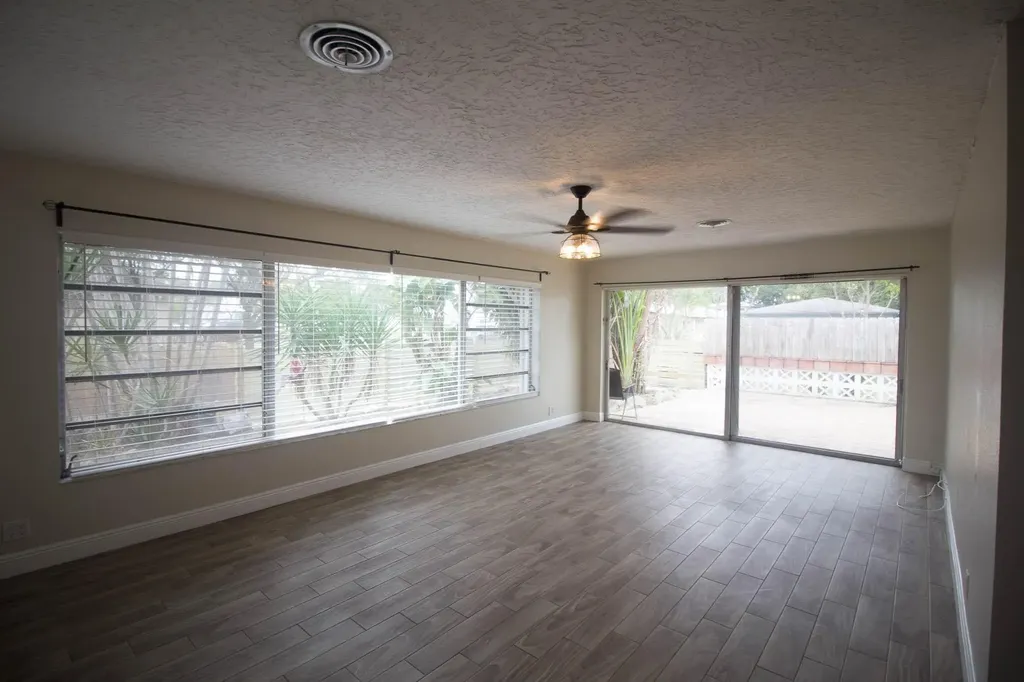 909 NE 12th Avenue Pompano Beach FL 33060