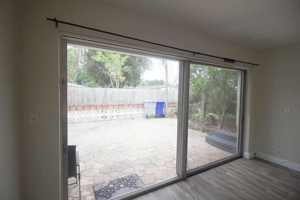909 NE 12th Avenue Pompano Beach FL 33060