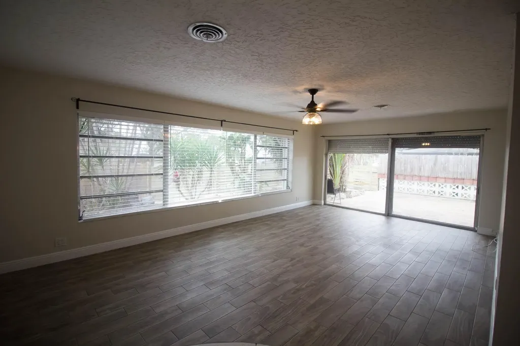 909 NE 12th Avenue Pompano Beach FL 33060
