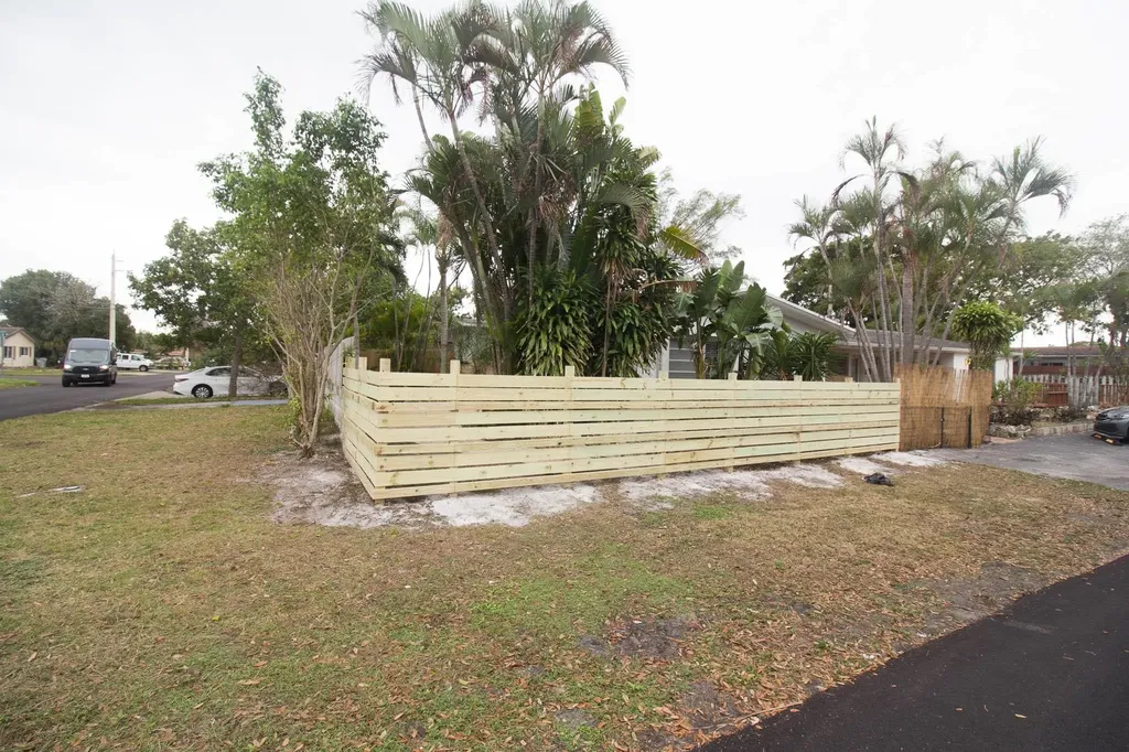 909 NE 12th Avenue Pompano Beach FL 33060