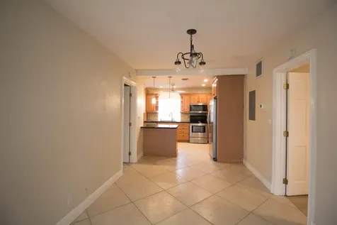 909 NE 12th Avenue Pompano Beach FL 33060