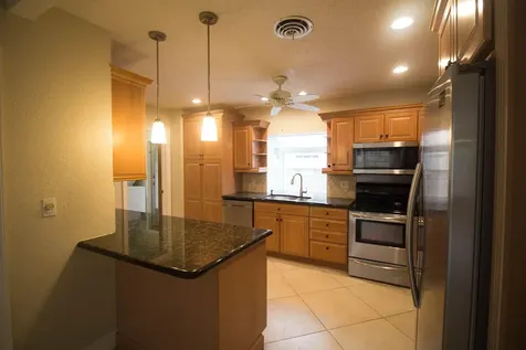 909 NE 12th Avenue Pompano Beach FL 33060