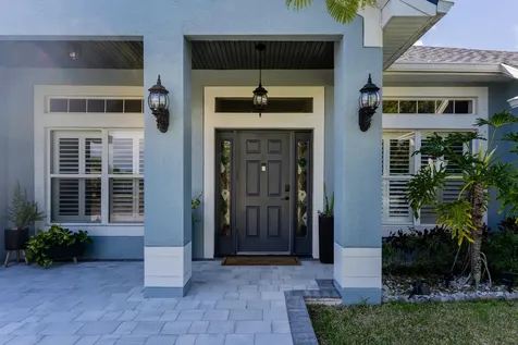 2118 SE Broward Terrace Port St Lucie FL 34952